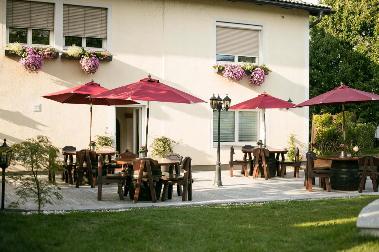 Pension Knoll Schörfling Exterior foto